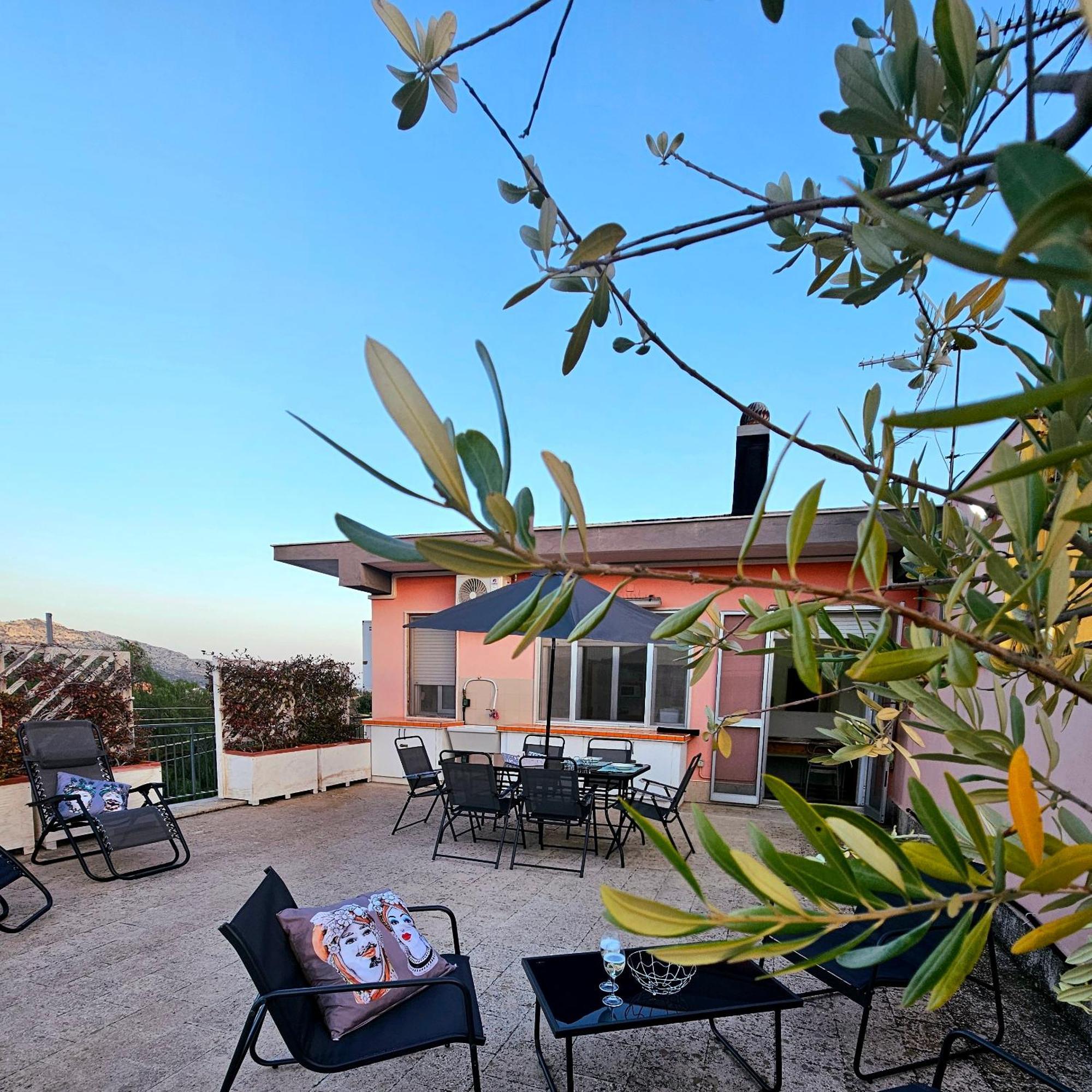 Stella-Guesthouse Solarino Exteriér fotografie